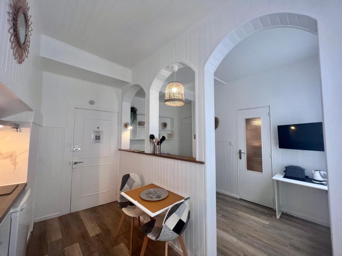 Casa Cloutiers #1, #2 & #3 - Jolis Studios - Emplacement Ideal Hyper Centre Brive Buitenkant foto